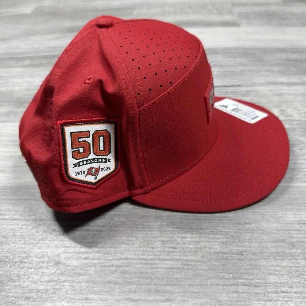 San Francisco 49ers New Era 2025 Sideline‎ Split Panel 9FIFTY Snapback Hat Red
